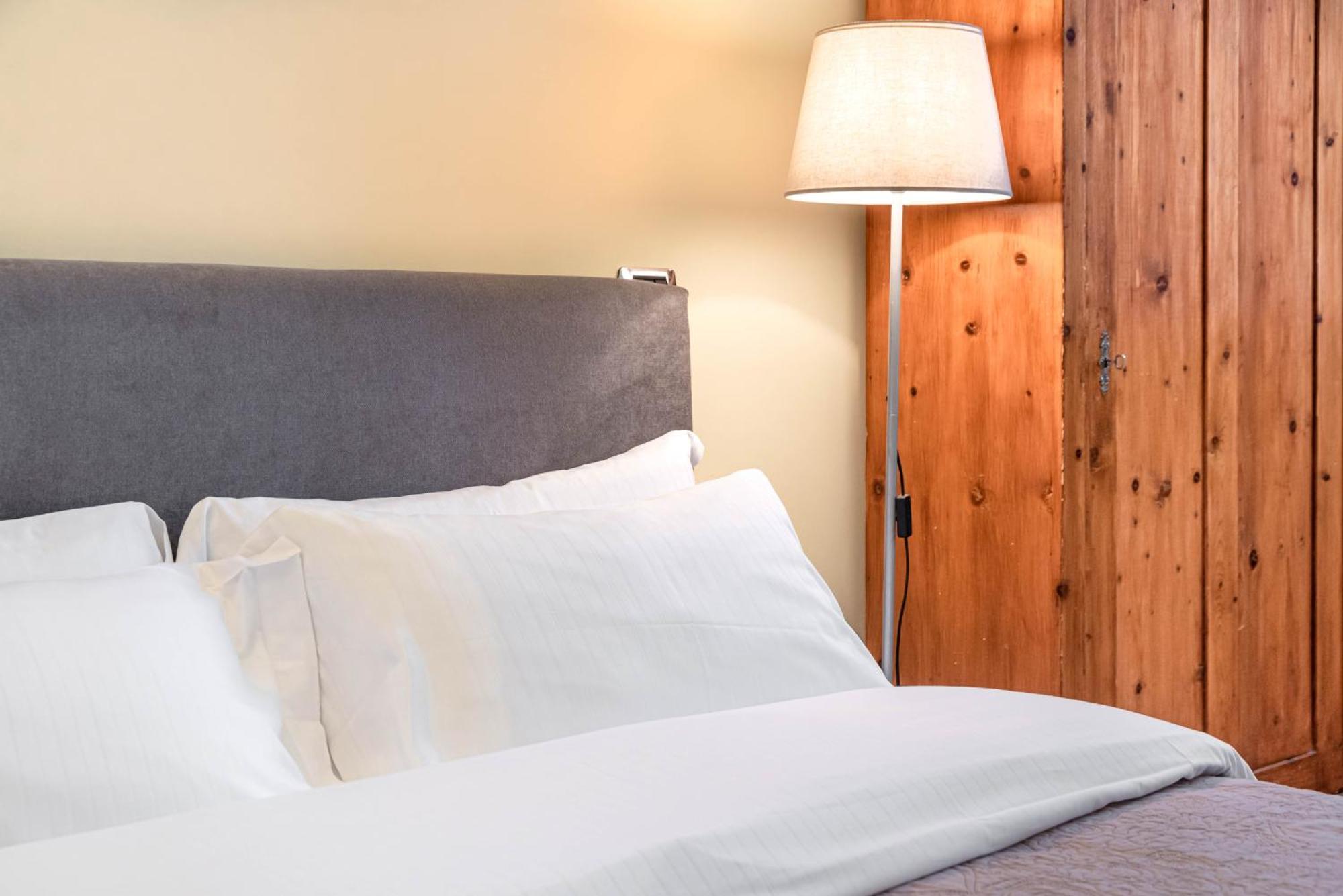 Piazza Isolo Central Apartment Verona Ngoại thất bức ảnh