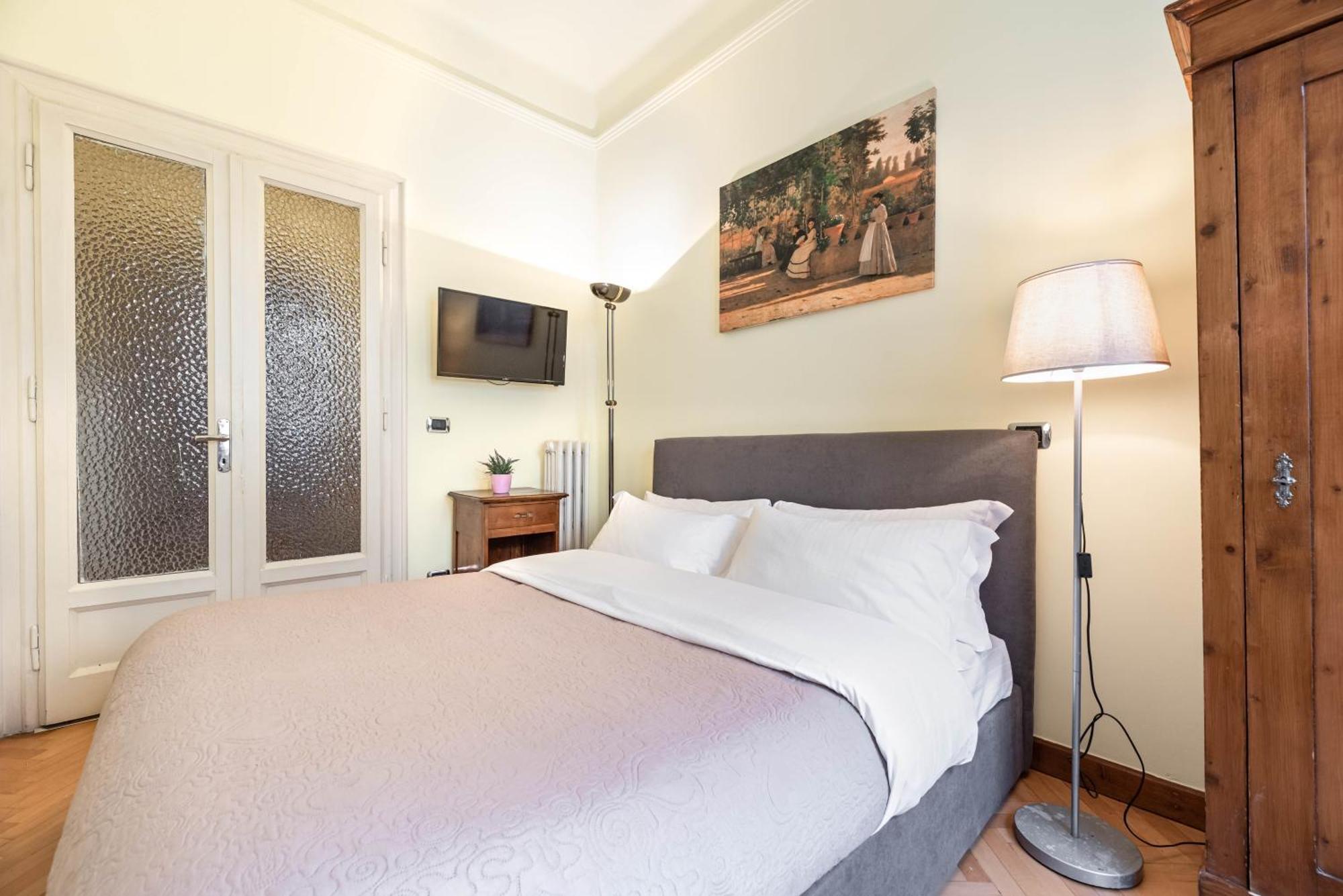 Piazza Isolo Central Apartment Verona Ngoại thất bức ảnh