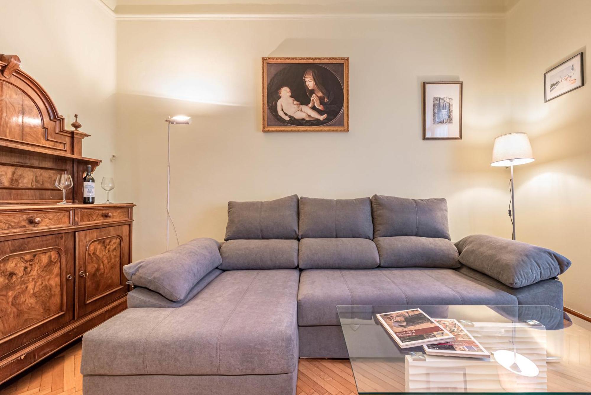 Piazza Isolo Central Apartment Verona Ngoại thất bức ảnh