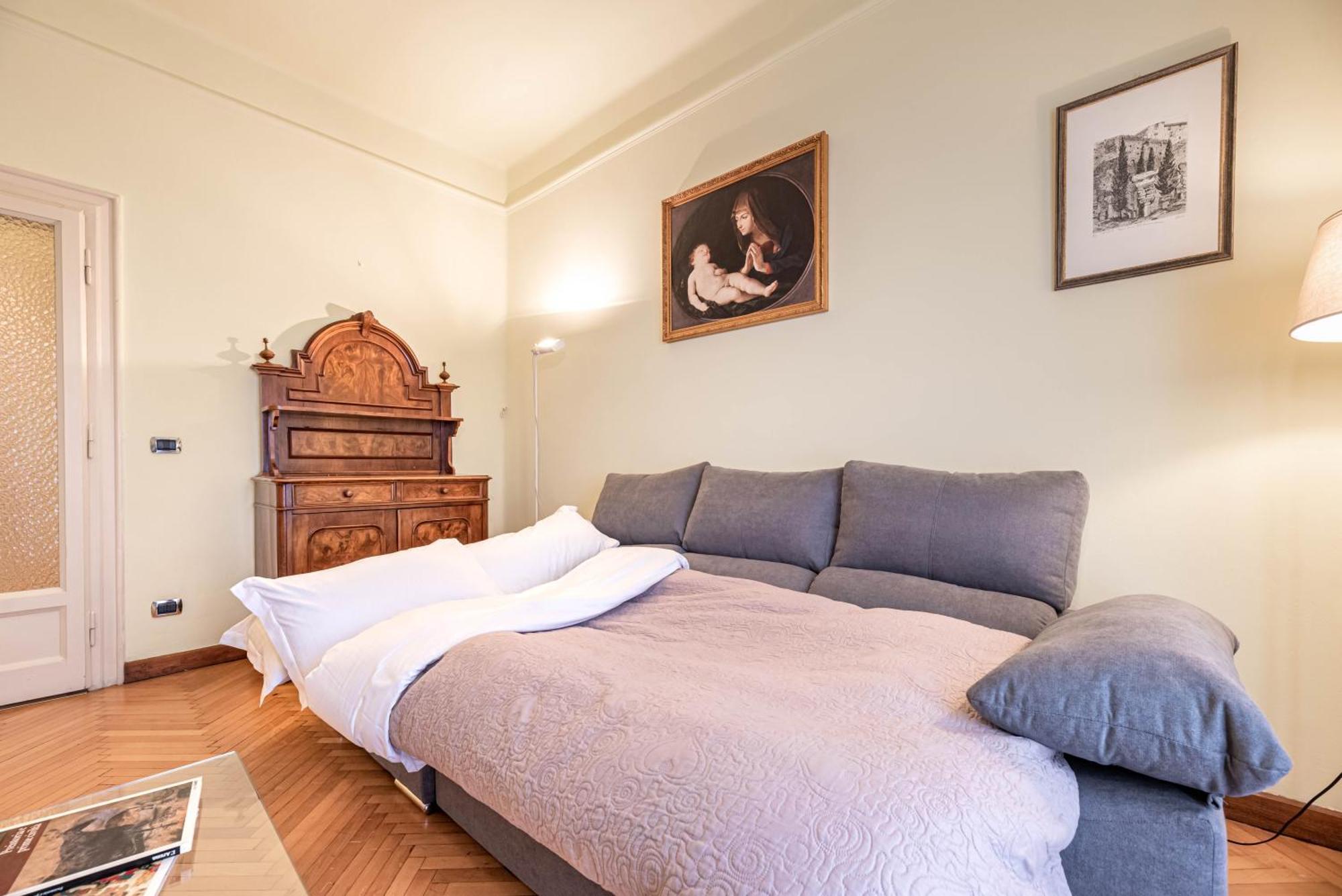 Piazza Isolo Central Apartment Verona Ngoại thất bức ảnh