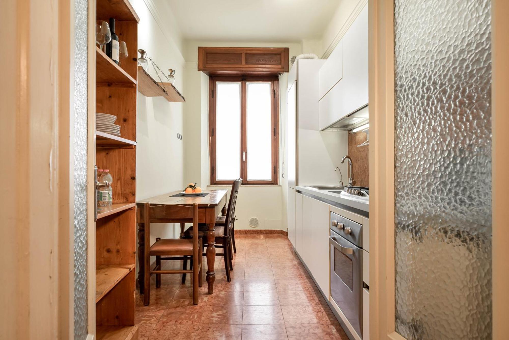 Piazza Isolo Central Apartment Verona Ngoại thất bức ảnh