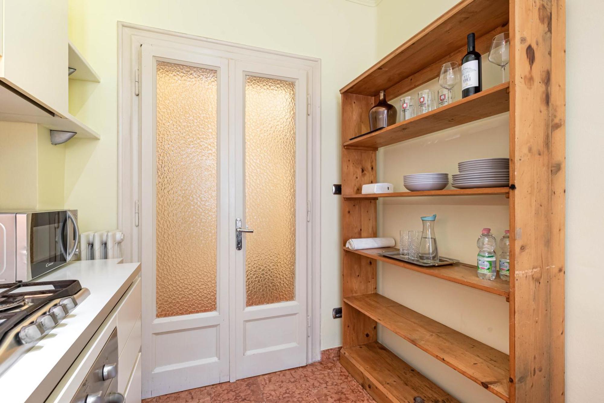 Piazza Isolo Central Apartment Verona Ngoại thất bức ảnh